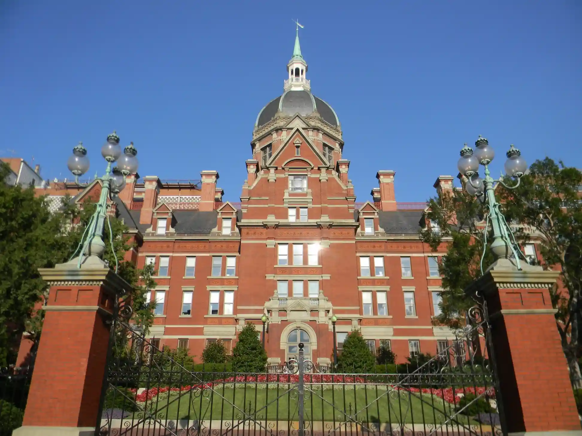 Johns Hopkins University School of Medicine